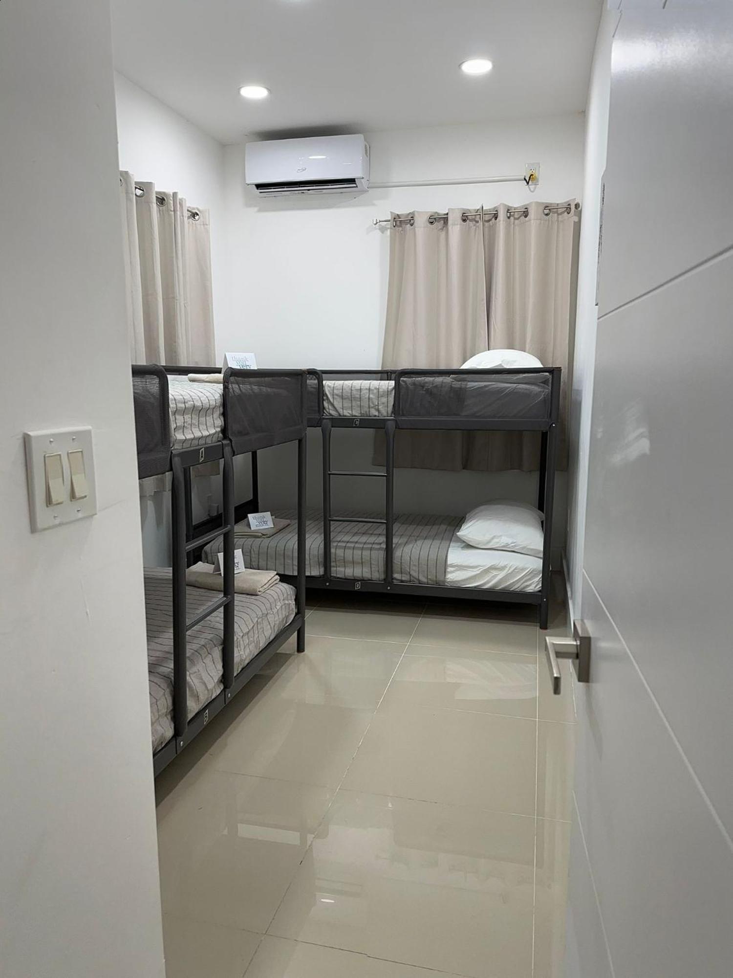 104 Mixed Shared Rooms Central, Friendly, Affordable Miami Exterior photo
